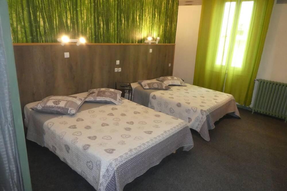 Etanit ! Etape Calme Et Parking Velo, Bicycle - Connection Tous A 1Mn Bus,Train Et Aeroport - Plein Centre De Beziers Pour Visiter,Manger - Chambres Climatisees, Spacieuses Amenagees Pour Singles, Couple, Et Ou Familles - Consigne Et Petit Dej En Plu Bagian luar foto