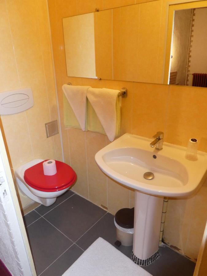 Etanit ! Etape Calme Et Parking Velo, Bicycle - Connection Tous A 1Mn Bus,Train Et Aeroport - Plein Centre De Beziers Pour Visiter,Manger - Chambres Climatisees, Spacieuses Amenagees Pour Singles, Couple, Et Ou Familles - Consigne Et Petit Dej En Plu Bagian luar foto